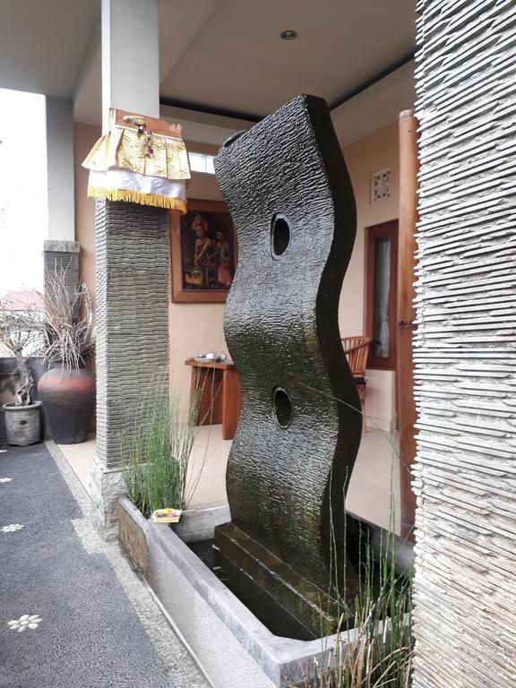 Adi House Gasthuis